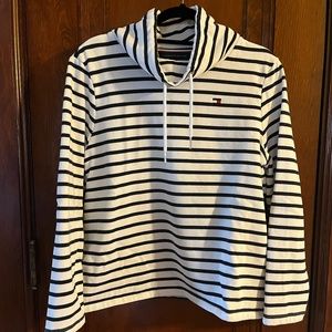 Tommy Hilfiger sweatshirt size medium never worn